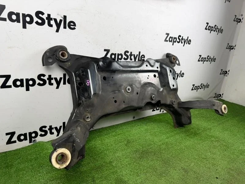 Подрамник Ford Focus 3 2014