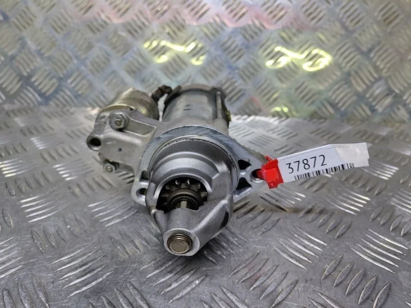 Стартер Mercedes-Benz