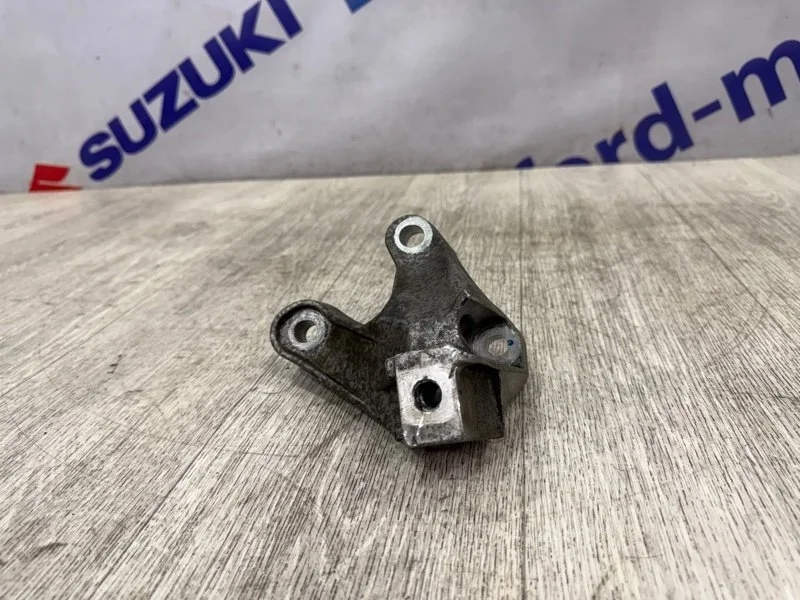 Кронштейн кпп FORD FOCUS 2006