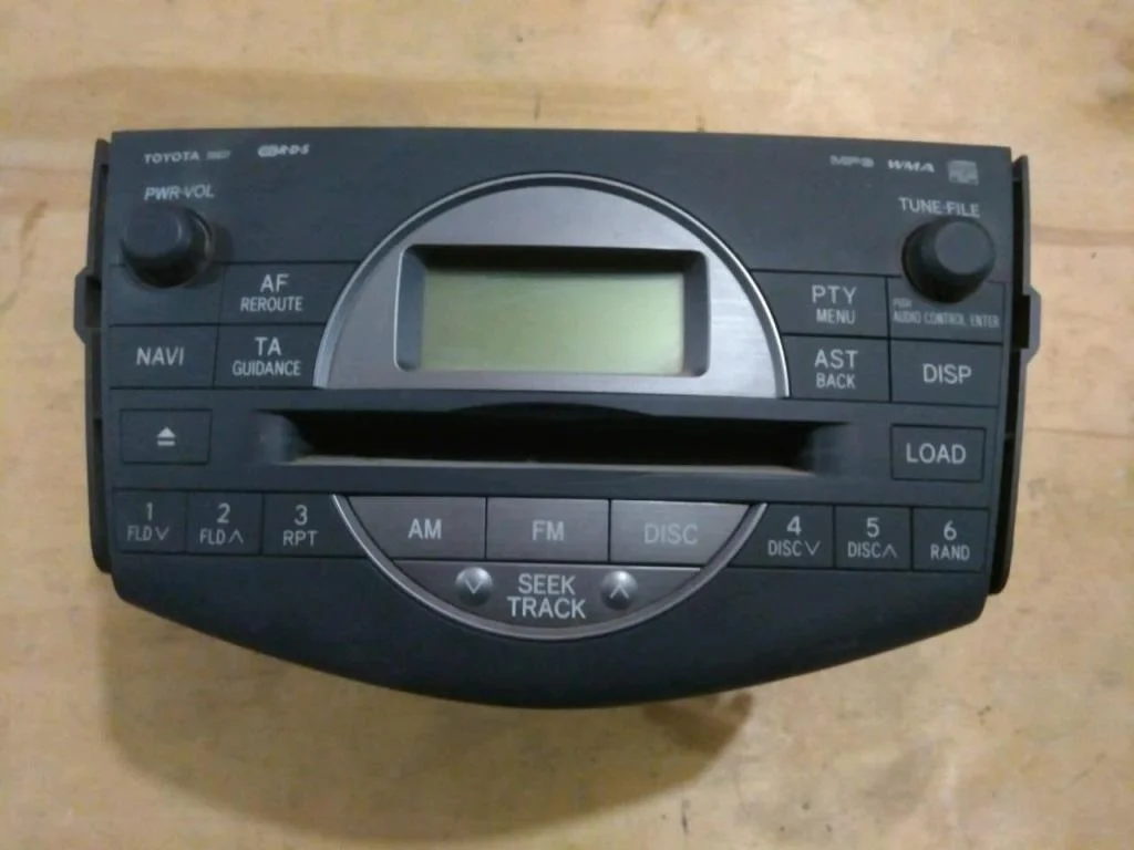 Б.у. магнитола TOYOTA RAV4 ACA30 TOYOTA RAV4 ACA30 2AZ 2006-2012