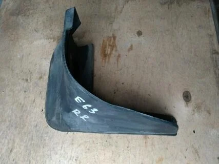 Б.у. брызговик TOYOTA COROLLA ZRE151 TOYOTA COROLLA ZRE151 1ZRE-FE 2006-2013