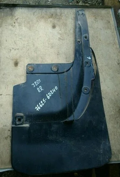 Б.у. брызговик TOYOTA LAND CRUISER J200 TOYOTA LAND CRUISER J200 1VDFTV 2008