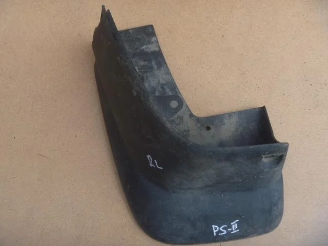 Б.у. брызговик MITSUBISHI PAJERO SPORT KH8W MITSUBISHI PAJERO SPORT KH8W 4M41 2008-2013