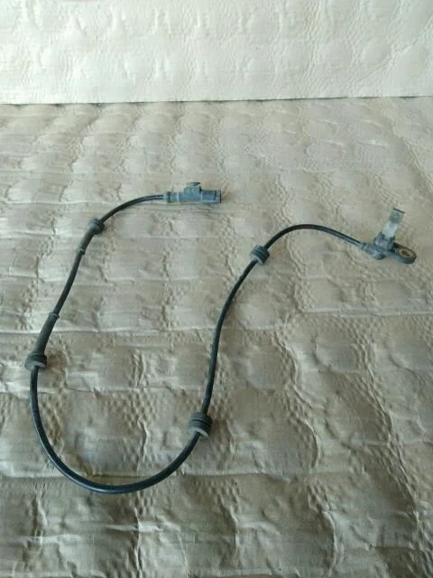 Б.у. датчик abs NISSAN PRIMERA P12 NISSAN PRIMERA P12  2002-2007