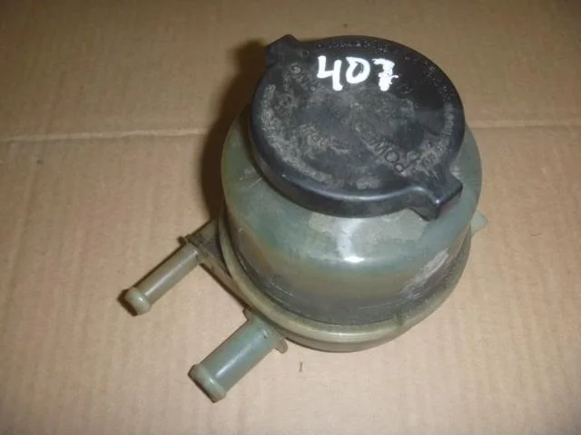 Б.у. бачок гидроусилителя TOYOTA CAMRY V40 ACV40 TOYOTA CAMRY V40 ACV40 2AZ 2006-2011