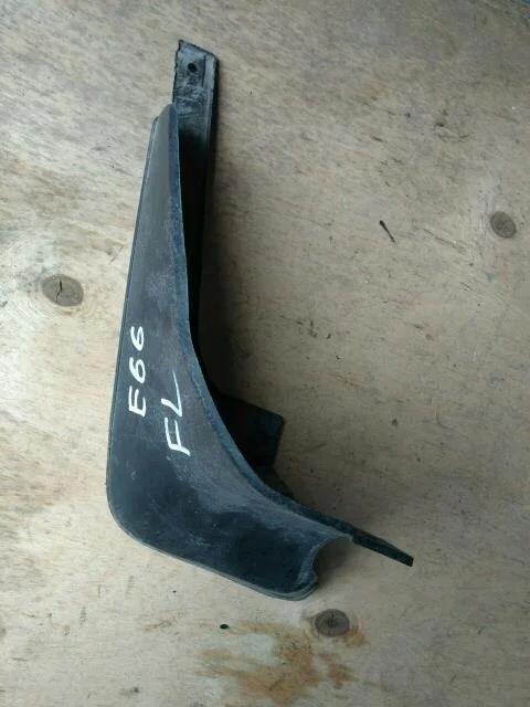 Б.у. брызговик TOYOTA COROLLA ZRE151 TOYOTA COROLLA ZRE151 1ZR-FE 2006-2013