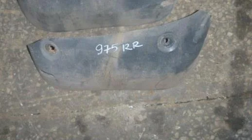 Б.у. брызговик MITSUBISHI PAJERO V98W MITSUBISHI PAJERO V98W 4M41 2009