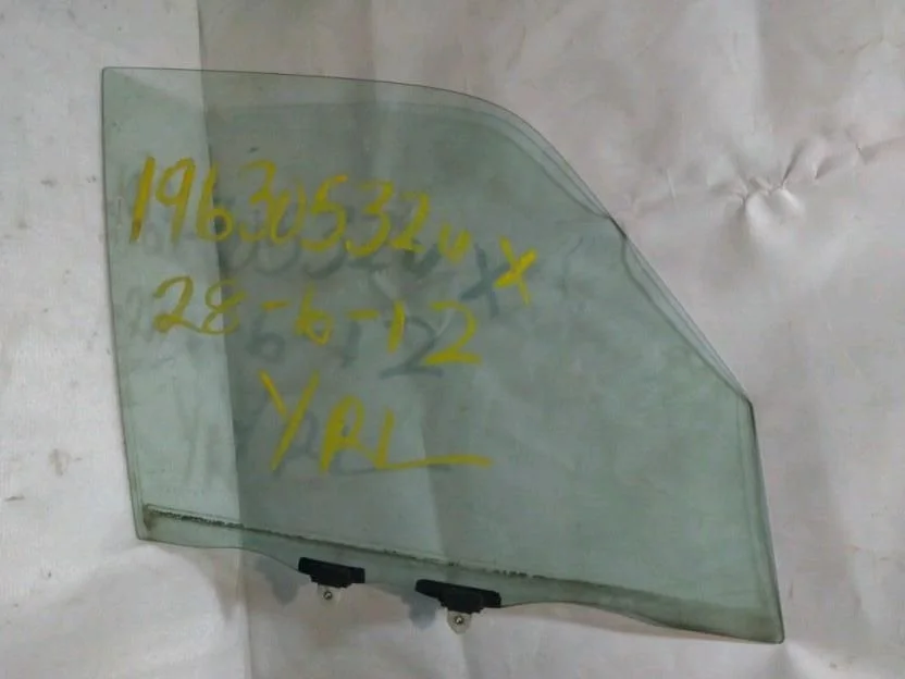 Б.у. стекло двери TOYOTA RAV4 SXA11 TOYOTA RAV4 SXA11  1994-2001
