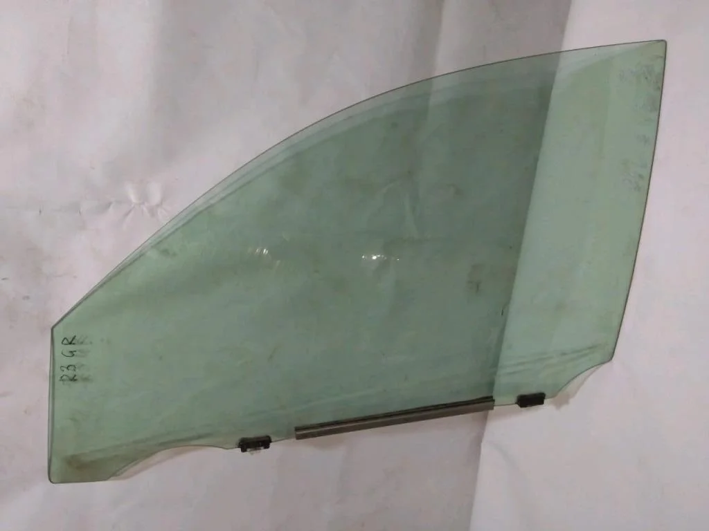 Б.у. стекло двери TOYOTA RAV4 ACA30 TOYOTA RAV4 ACA30 2AZ 2006-2012