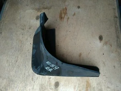 Б.у. брызговик TOYOTA COROLLA ZRE151 TOYOTA COROLLA ZRE151 1ZR-FE 2006-2013