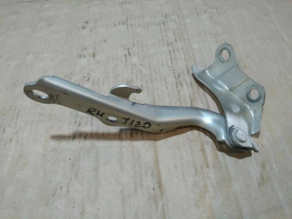 Б.у. петля капота TOYOTA LAND CRUISER J120 TOYOTA LAND CRUISER J120  2002-2009
