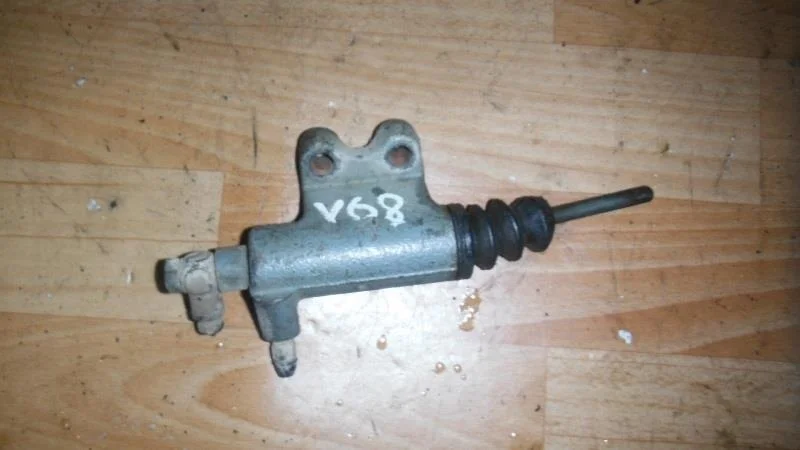 Б.у. цилиндр сцепления рабочий MITSUBISHI PAJERO V68W MITSUBISHI PAJERO V68W 4M41 2000-2006