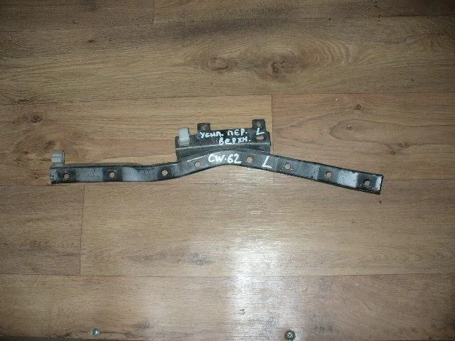 Б.у. усилитель бампера MITSUBISHI OUTLANDER XL CW6W MITSUBISHI OUTLANDER XL CW6W 6B31 2006