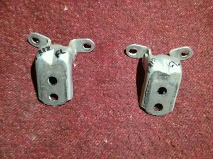 Б.у. петля двери NISSAN X-TRAIL T31 NISSAN X-TRAIL T31 MR20 2011