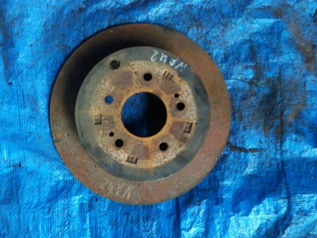 Б.у. диск тормозной MITSUBISHI GRANDIS NA4W MITSUBISHI GRANDIS NA4W 4G69 2003