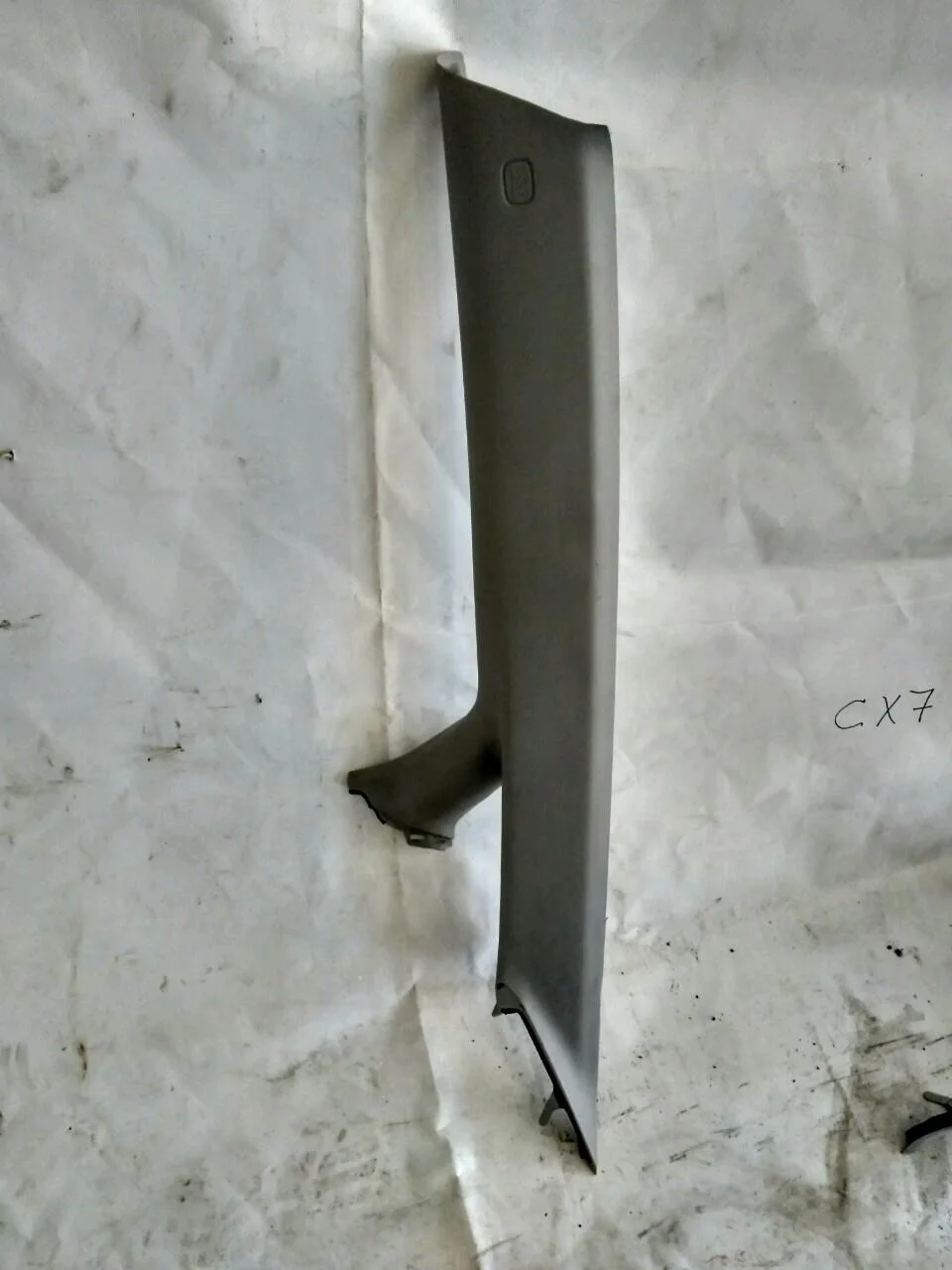 Б.у. накладка на стойку MAZDA CX7 ER8 MAZDA CX7 ER8 L3 2007