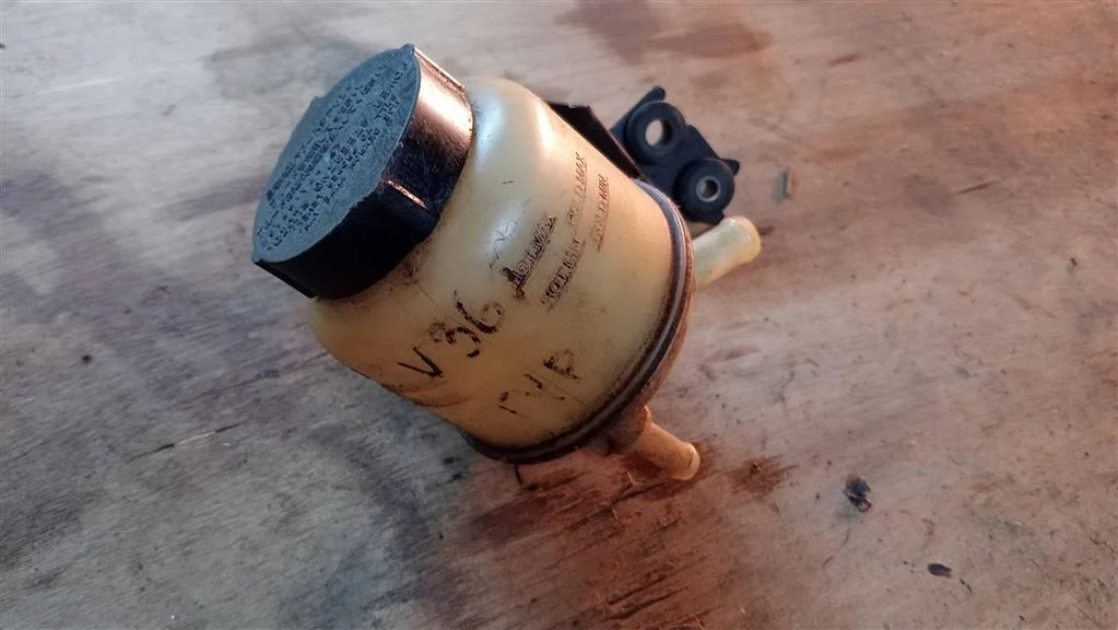 Б.у. бачок гидроусилителя NISSAN SKYLINE V36 NISSAN SKYLINE V36 VQ25 2007