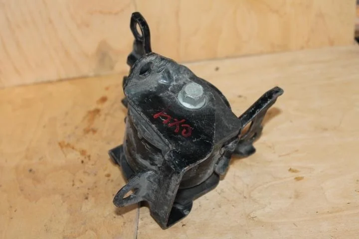 Б.у. опора двигателя MITSUBISHI LANCER CX4A MITSUBISHI LANCER CX4A 4B11 2010