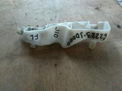 Б.у. крепление бампера перед NISSAN QASHQAI J10 NISSAN QASHQAI J10 MR20(DE) 2007