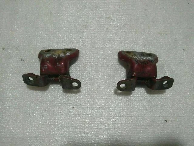 Б.у. петля двери MITSUBISHI PAJERO SPORT K96W MITSUBISHI PAJERO SPORT K96W 6G72 1998-2009