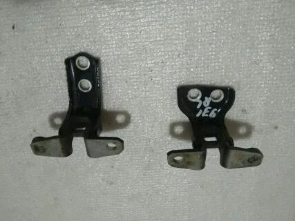 Б.у. петля двери MITSUBISHI PAJERO V93W MITSUBISHI PAJERO V93W 6G72 2010