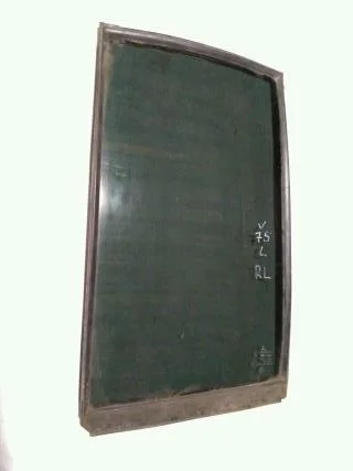 Б.у. форточка двери MITSUBISHI PAJERO V75W MITSUBISHI PAJERO V75W 6G74GDI 2001