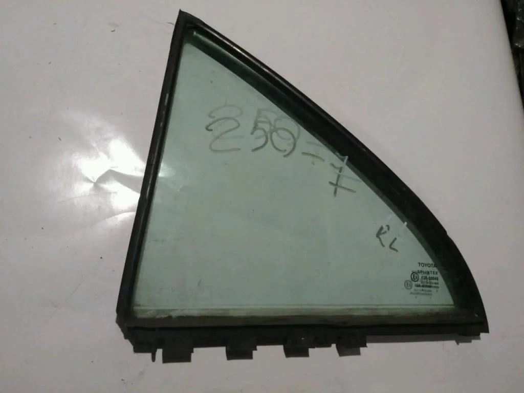 Б.у. форточка двери TOYOTA AVENSIS ZZT251 TOYOTA AVENSIS ZZT251 1ZZ 2003-2008