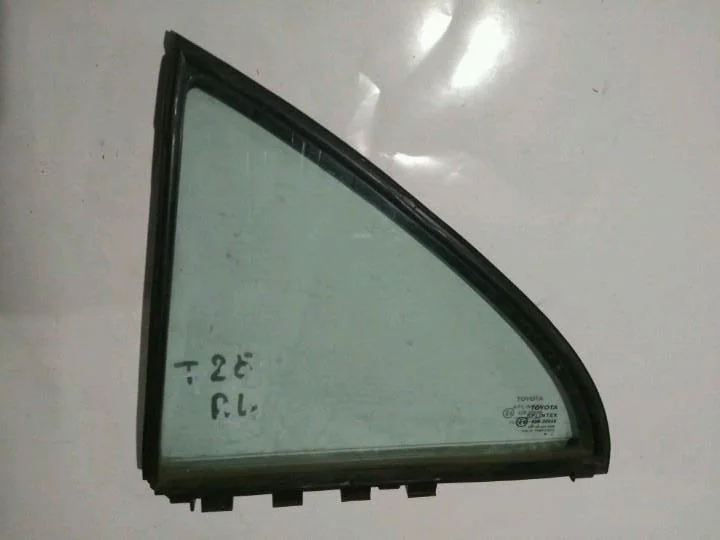 Б.у. форточка двери TOYOTA AVENSIS ZZT251 TOYOTA AVENSIS ZZT251 1AZFSE 2003-2008