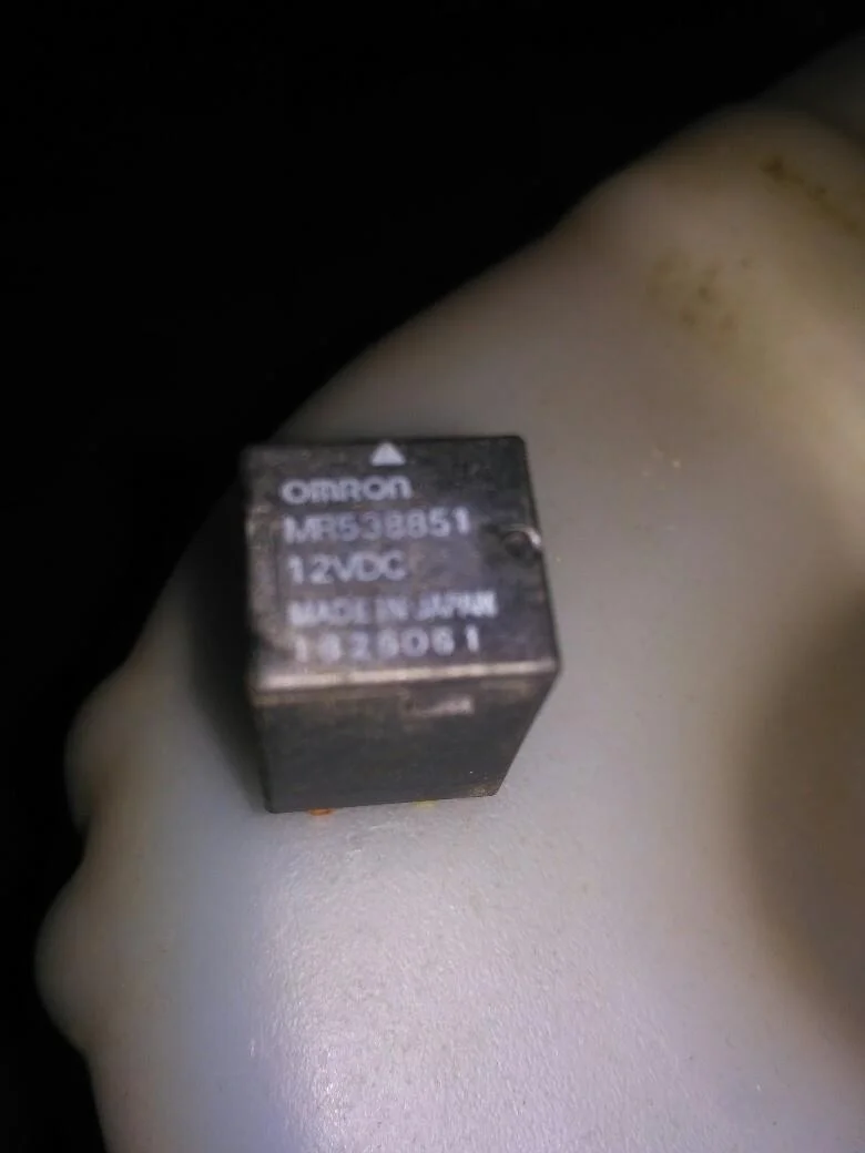 Б.у. реле MITSUBISHI mitsubishi MITSUBISHI mitsubishi