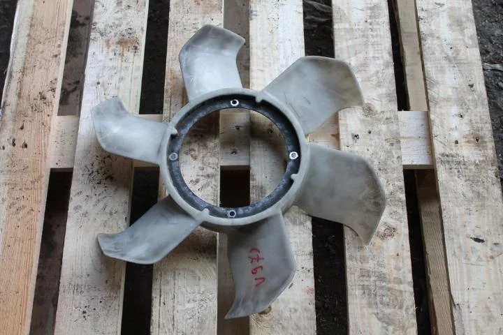 Б.у. крыльчатка MITSUBISHI PAJERO V97W MITSUBISHI PAJERO V97W 6G75 2006
