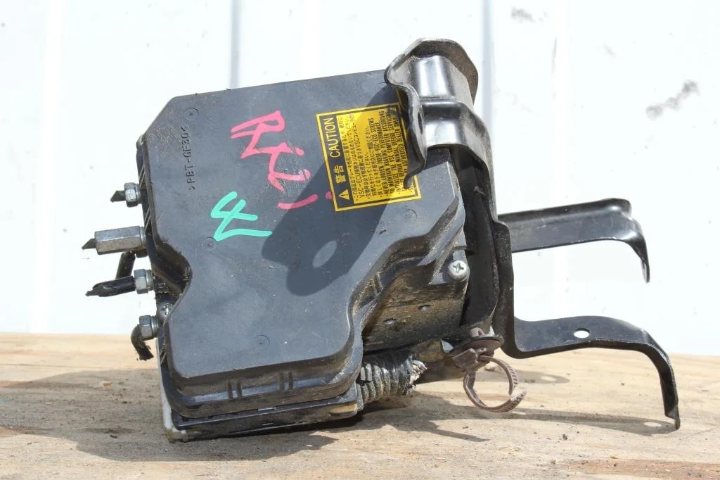 Б.у. блок abs LEXUS RX350 GSU35 LEXUS RX350 GSU35 2GR 2006