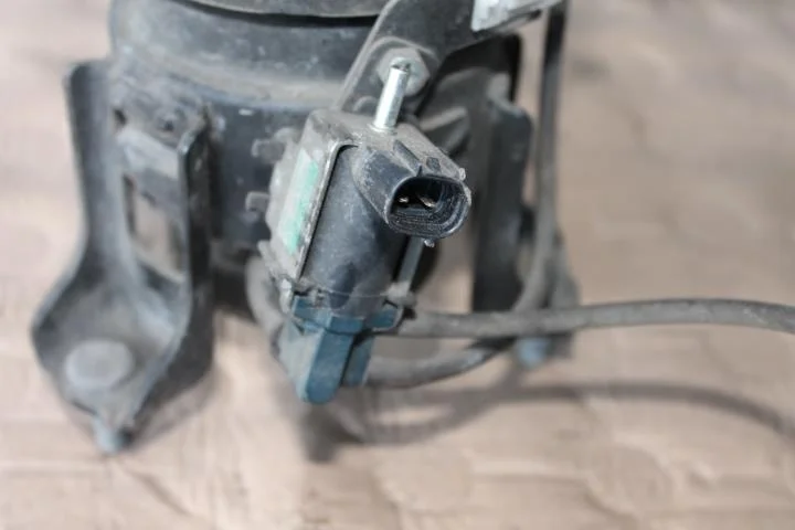 Б.у. клапан электромагнитный LEXUS RX350 GSU35 LEXUS RX350 GSU35 2GR 2006