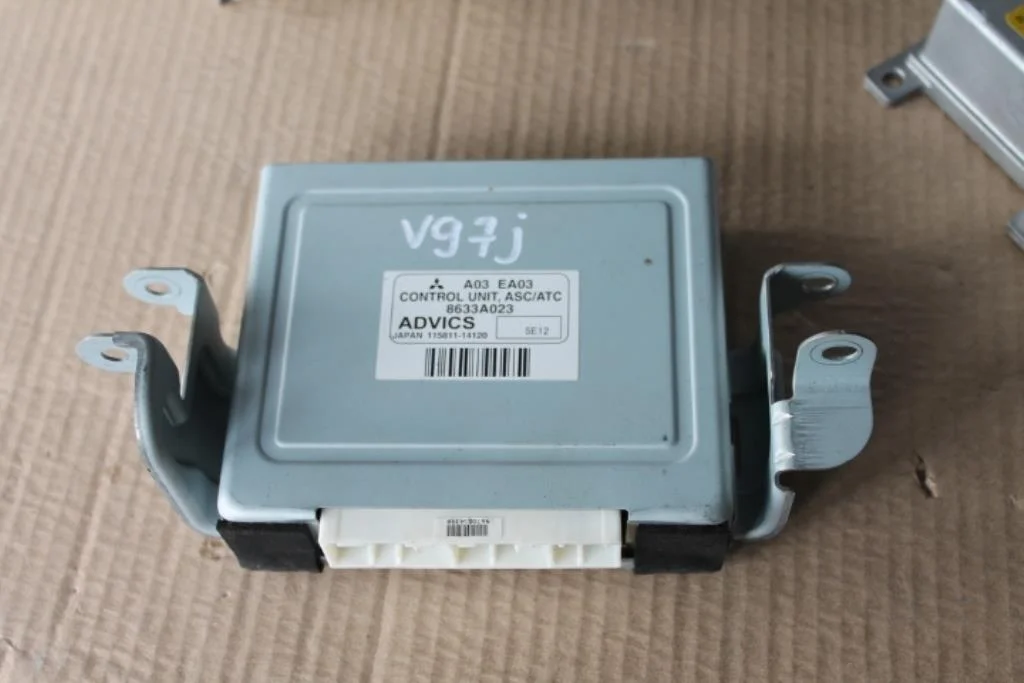 Б.у. блок управления abs MITSUBISHI PAJERO V97W MITSUBISHI PAJERO V97W 6G75 2006