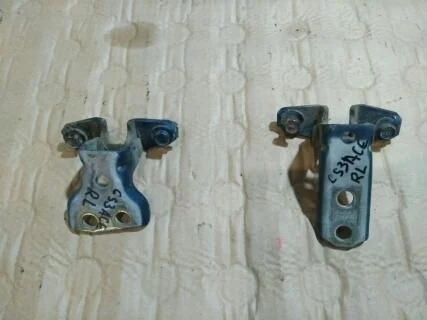 Б.у. петля двери MITSUBISHI LANCER CS3A MITSUBISHI LANCER CS3A 4G18 2004