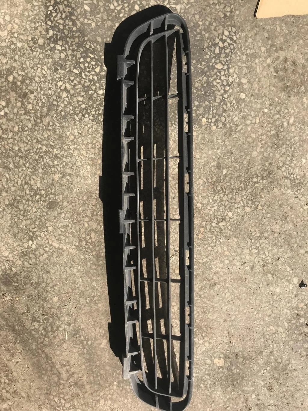 Б.у. решетка бампера TOYOTA CAMRY V40 ACV40 TOYOTA CAMRY V40 ACV40 2AZ