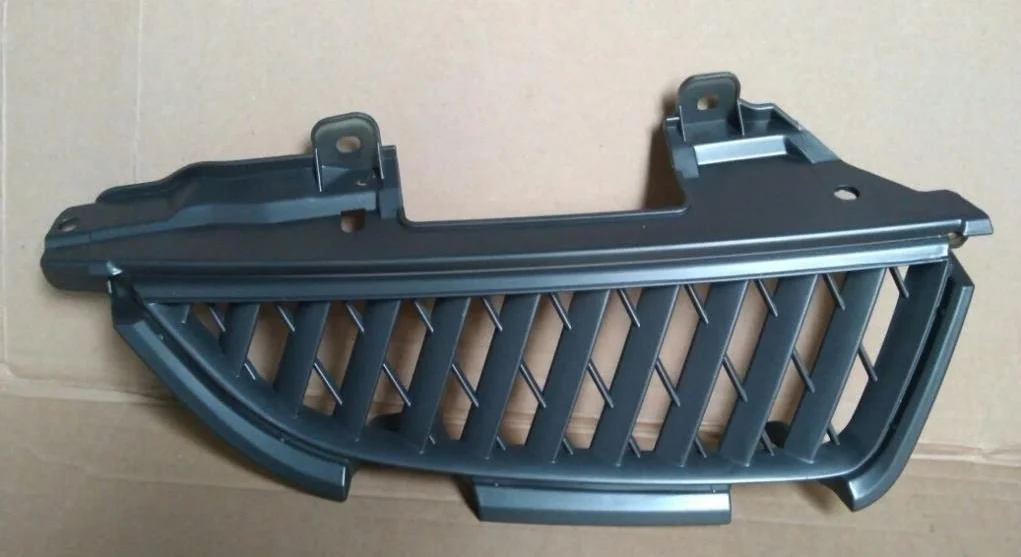 Б.у. решетка радиатора MITSUBISHI GRANDIS NA4W MITSUBISHI GRANDIS NA4W 4G69 2005-2008