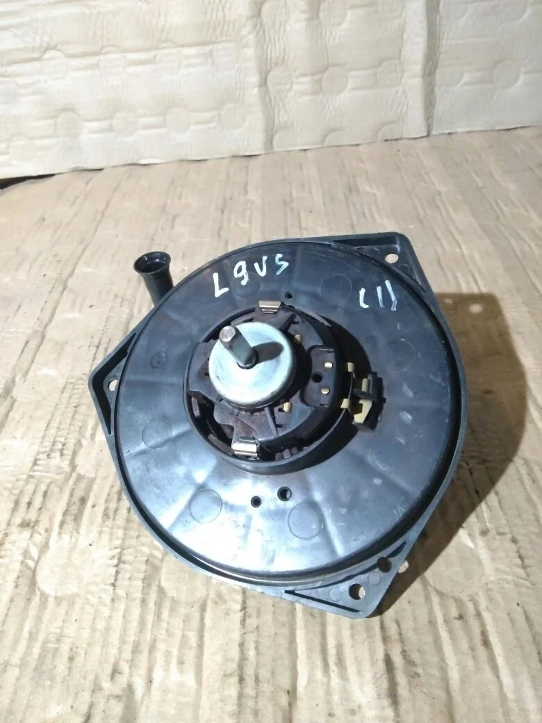 Б.у. мотор печки MITSUBISHI LANCER CS3A MITSUBISHI LANCER CS3A  2000-2011