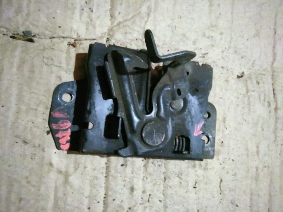 Б.у. замок капота MITSUBISHI PAJERO V97W MITSUBISHI PAJERO V97W 6G75 2008