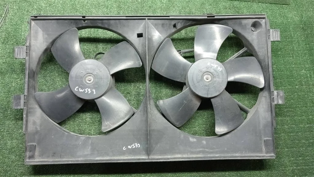 Б.у. диффузор радиатора MITSUBISHI OUTLANDER XL CW5W MITSUBISHI OUTLANDER XL CW5W 4B12 2005