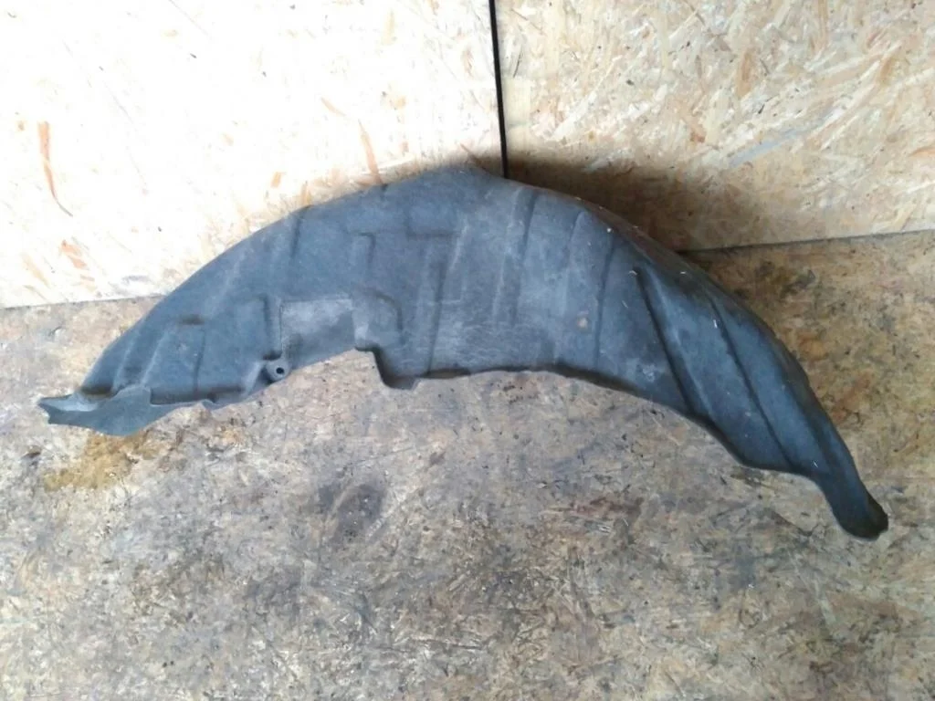 Б.у. подкрылок MITSUBISHI OUTLANDER XL CW5W MITSUBISHI OUTLANDER XL CW5W 4B12 2005