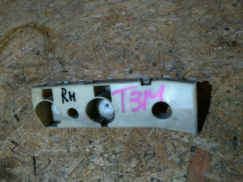 Б.у. крепление бампера зад NISSAN X-TRAIL T31 NISSAN X-TRAIL T31 QR25 2008