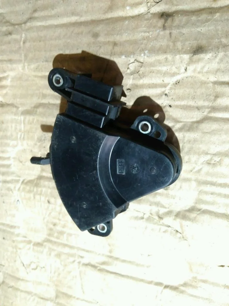 Б.у. датчик положения селектора кпп TOYOTA COROLLA ZRE151 TOYOTA COROLLA ZRE151  2006-2013