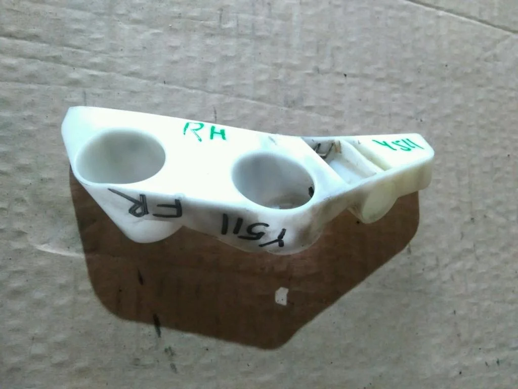 Б.у. крепление бампера перед INFINITI M37 Y51 INFINITI M37 Y51 VQ37VHR 2012