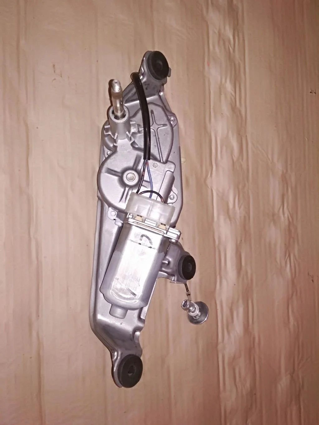 Б.у. мотор заднего дворника MAZDA CX7 ER8 MAZDA CX7 ER8 L3 2010