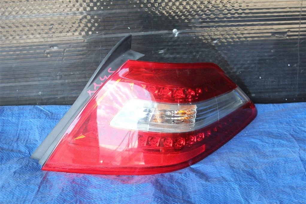 Б.у. фонарь наружный NISSAN TEANA J32 NISSAN TEANA J32 QR25 2008