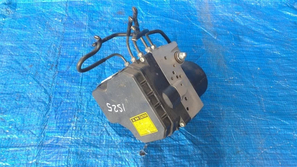 Б.у. блок abs LEXUS IS250 GSE20 LEXUS IS250 GSE20 4GRFSE 2006