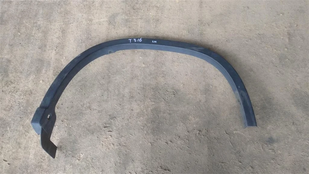 Б.у. расширитель крыла NISSAN X-TRAIL T31 NISSAN X-TRAIL T31 QR25 2007