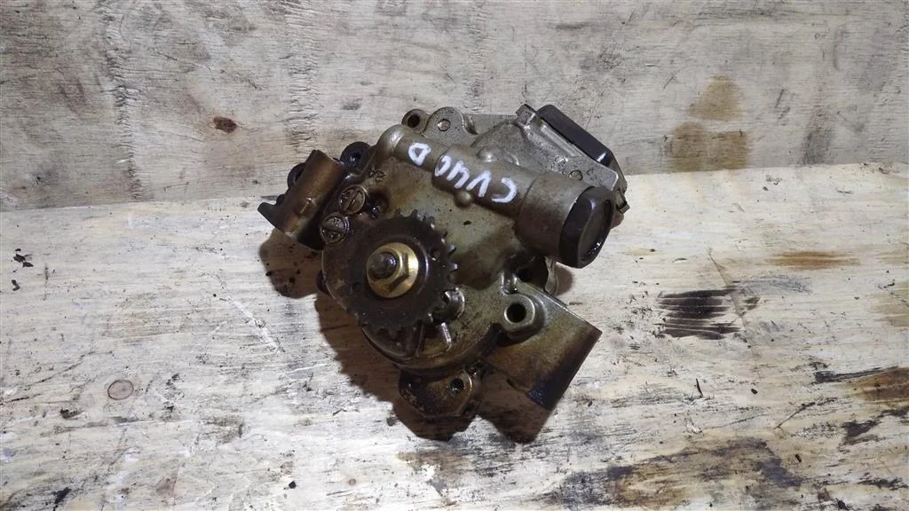 Б.у. масляный насос TOYOTA CAMRY V40 TOYOTA CAMRY V40 2AZ-FE 2006-20011
