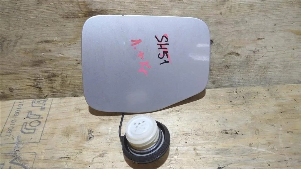 Б.у. лючок бензобака SUBARU FORESTER S12 SUBARU FORESTER S12 EJ204 2010