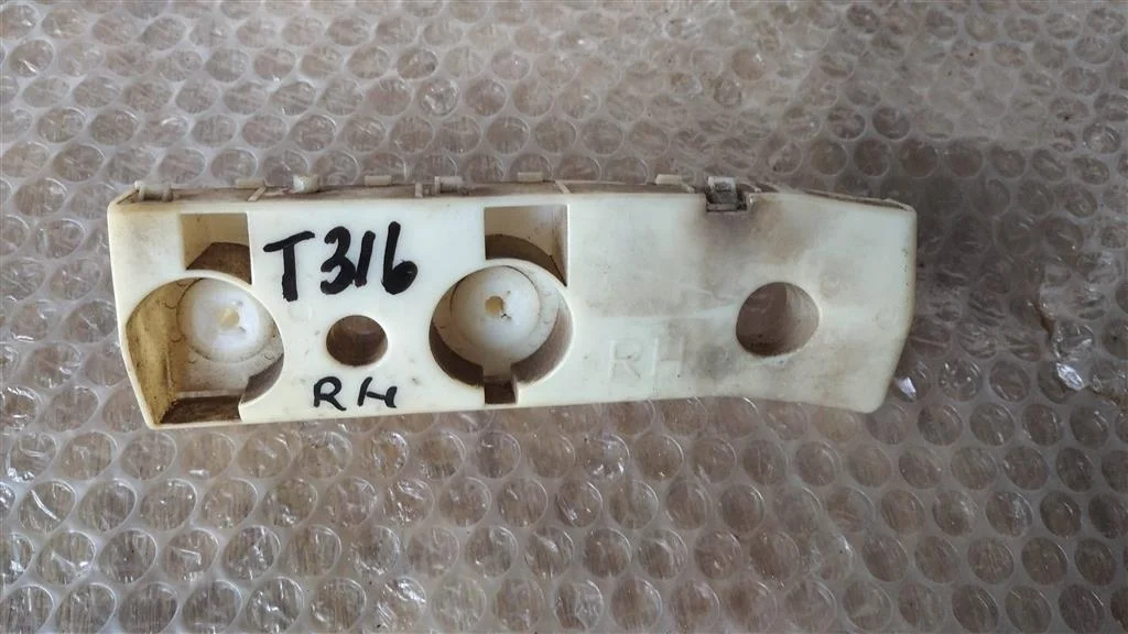 Б.у. крепление бампера зад NISSAN X-TRAIL T31 NISSAN X-TRAIL T31 QR25 2007